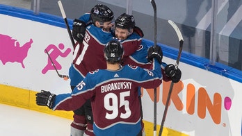 Burakovsky scores late, Avalanche beat Coyotes 3-2