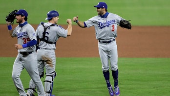 Dodgers' Chris Taylor completes dramatic double play to seal victory vs. Padres