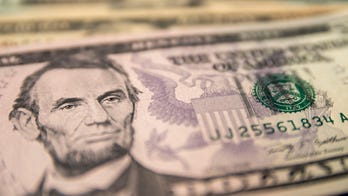 Utah waiter claims family wearing Trump 2020 hats wrote gay slur on his tip