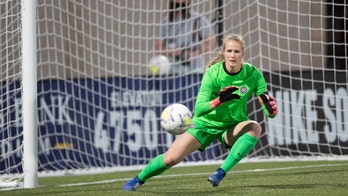 Portland Thorns' Bella Bixby reminds followers NWSL pulled off season first amid coronavirus: 'This is getting really old'
