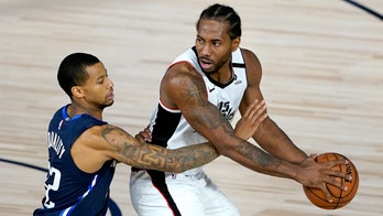 Kawhi Leonard denies claims against Clippers, Jerry West