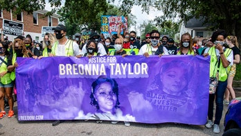 Breonna Taylor ‘armed’ protesters prompt Louisville police to declare ‘unlawful assembly’