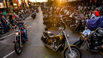 Missouri biker fest draws tens of thousands to Lake of Ozarks despite 'super spreader' concerns