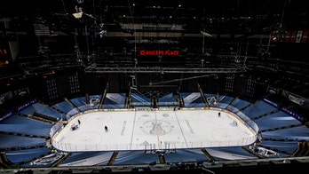 Canadian doctor says world junior hockey can be safe