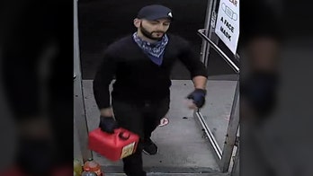 NYC man wanted for torching NYPD car busted after taunting feds