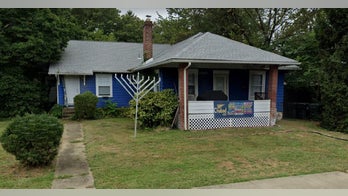 Arsonist torches University of Delaware Jewish center