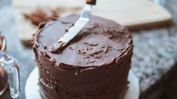 Gay baker honors cake request with homophobic message, was worried about potential lawsuit