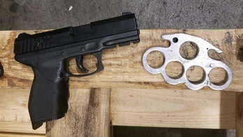 Portland boy, 15, arrested after allegedly pointing fake gun at crowd