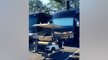 IndyCar driver Alexander Rossi's tires stolen ahead of Indy 500, but not from his race car