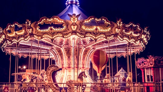 Alabama carnival shut down following risqué photo shoot; free ride admission offered as apology