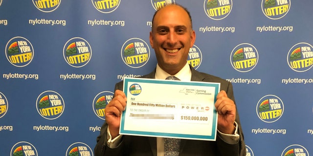 Jason Kurland is accused of funneling clients' winnings toward shady, mob-linked investments.