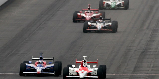 Sam Hornish Jr. edged out Andretti in the 2006 Indy 500.