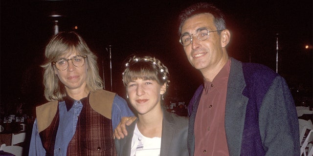 Actress Mayim Bialik with her parents, circa 1991.