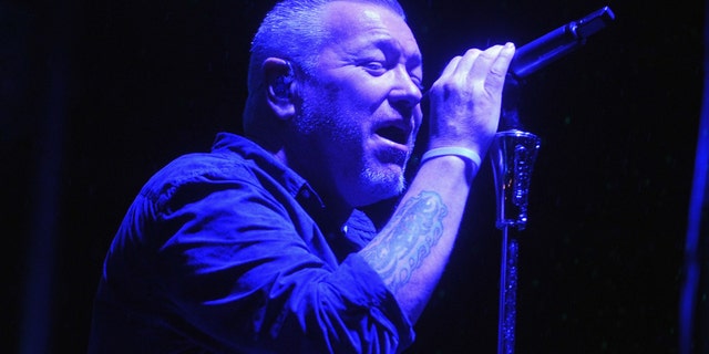 Mash Mouth lead singer Steve Harwell. The band recently performed at Sturgis Motorcycle Rally for a large crowd that appeared not to wear masks or adhere to social distancing guidelines. (Photo by Brad Barket/Getty Images for 90sFEST)