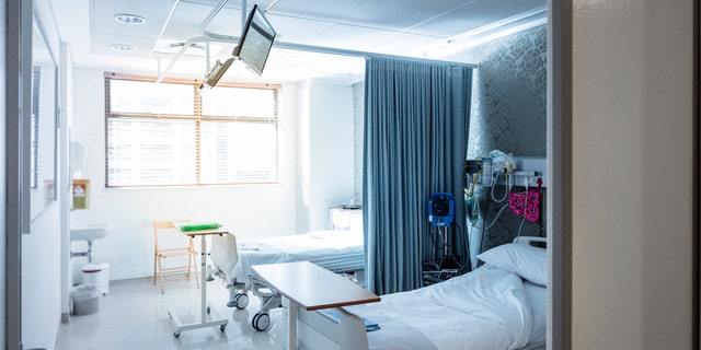 Coronavirus-infected aerosols traveled more than six meters in a new study. (IStock)