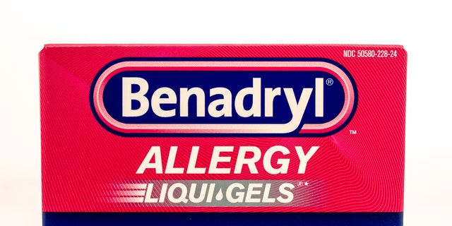 benadryl hallucination challenge