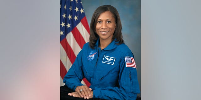 Photo Date: September 30, 2009 Location: Bldg. 8, Room 272 Photo Studio Subject: Official Astronaut portrait of Jeanette Epps Photographer: Robert Markowitz (Credits: NASA)