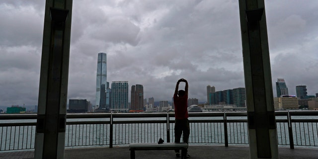 Typhoon Higos weakened to strong topical storm after making landfall in Zhuhai city on Wednesday morning on China's southern coast.