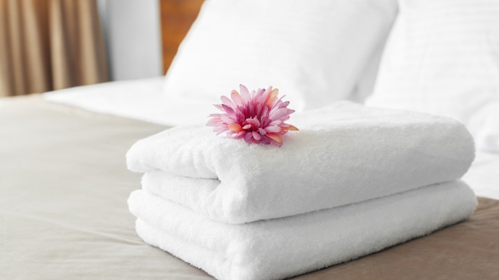 Hotels marketing rooms as office spaces