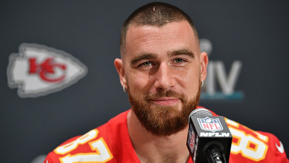 Chiefs Travis Kelce Reveals The Right Way To Pronounce His Name Shocking Teammates Fox News
