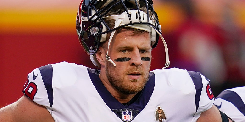 Texans' J.J. Watt doesn't understand fans booing unity moment