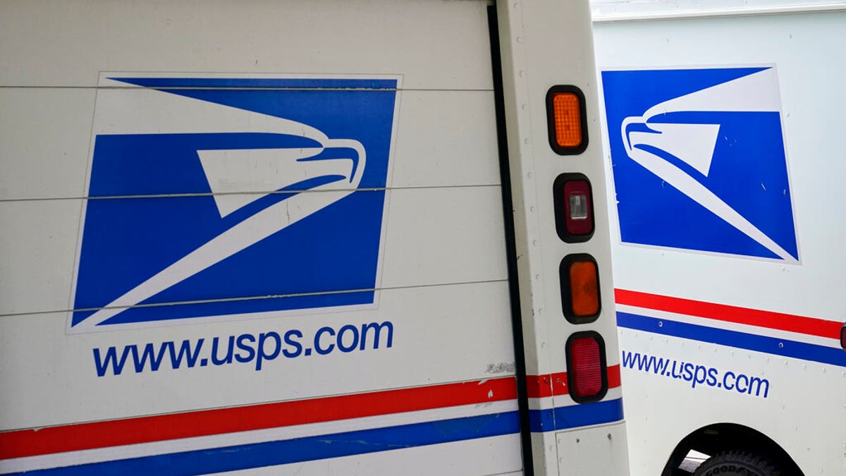 Postal Service robbery in Washington, D.C.