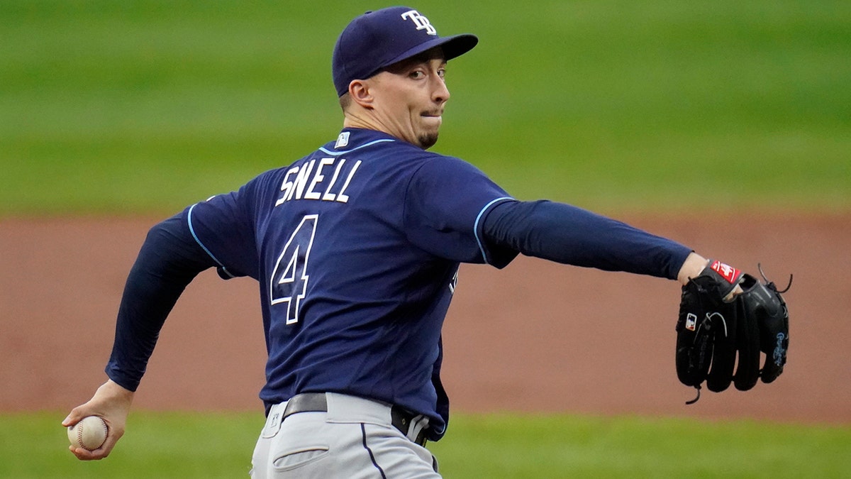 Padres acquire Blake Snell from Rays, per report - MLB Daily Dish