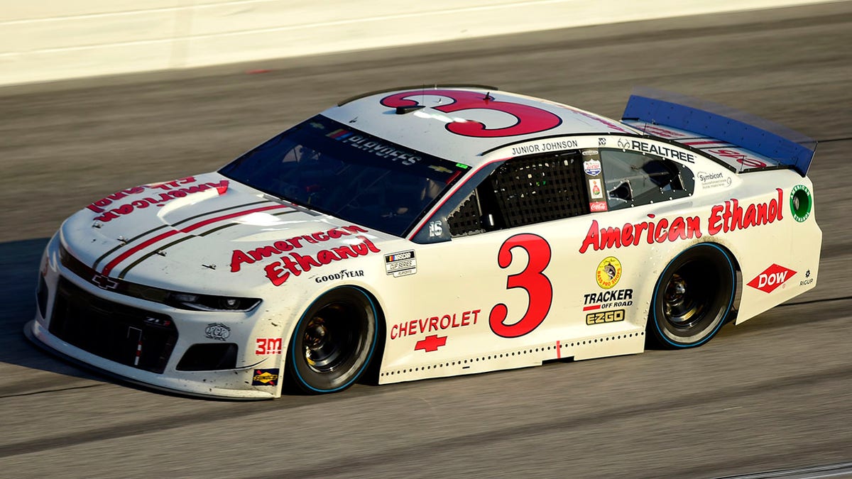 Dillon finished second at the Southern 500 in a car that paid tribute to NASCAR great Junior Johnson.