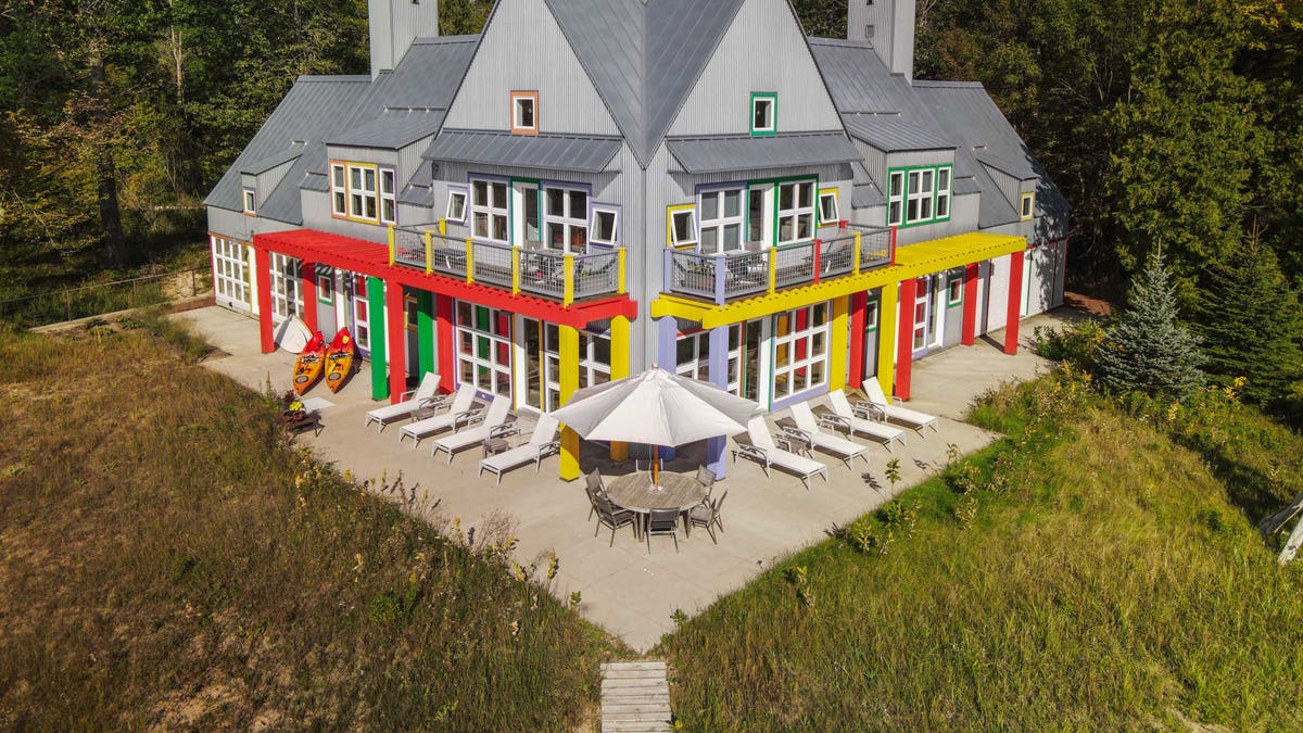 The "Crayola" house is for sale for $1.175 million 