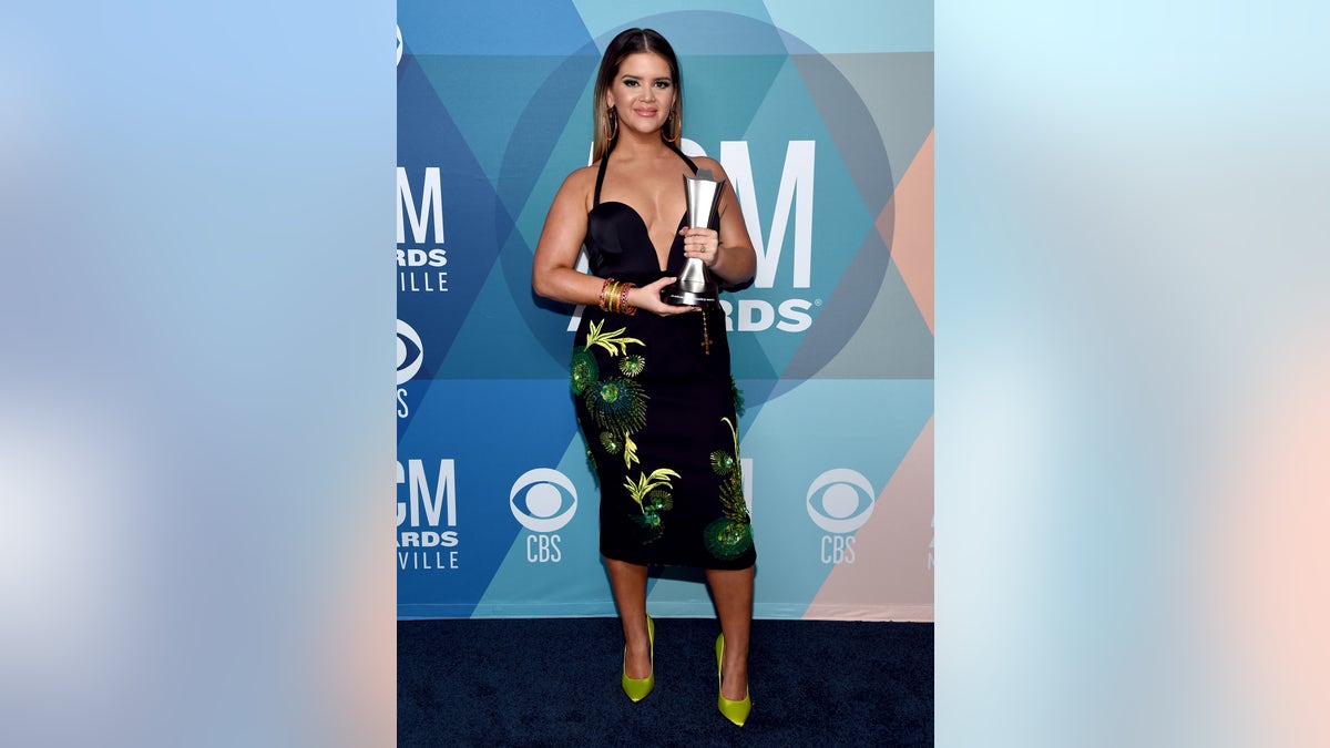 Maren Morris Wore Two Versace Looks For The 2020 ACM Awards