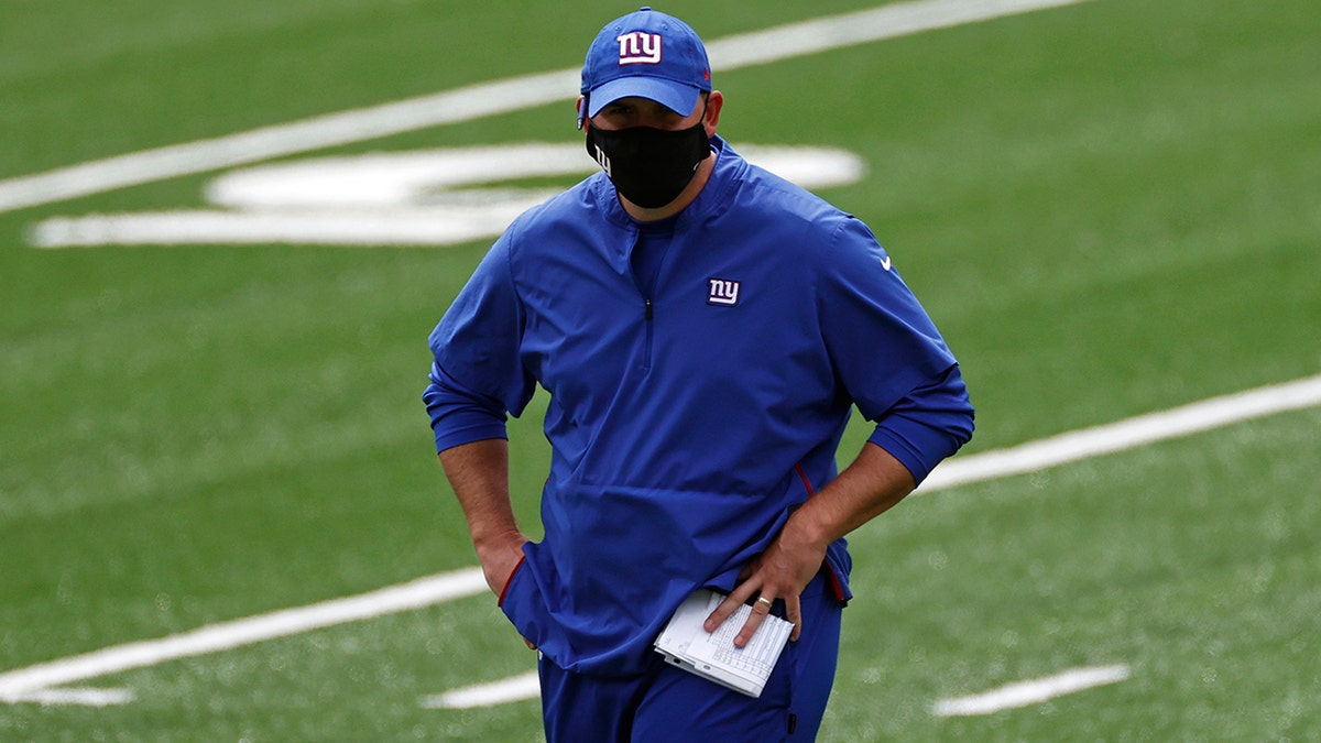 New York Giants head coach Joe Judge looks on during a practice at the NFL football team's training camp in East Rutherford, N.J., Wednesday, Aug. 26, 2020. (AP Photo/Adam Hunger)