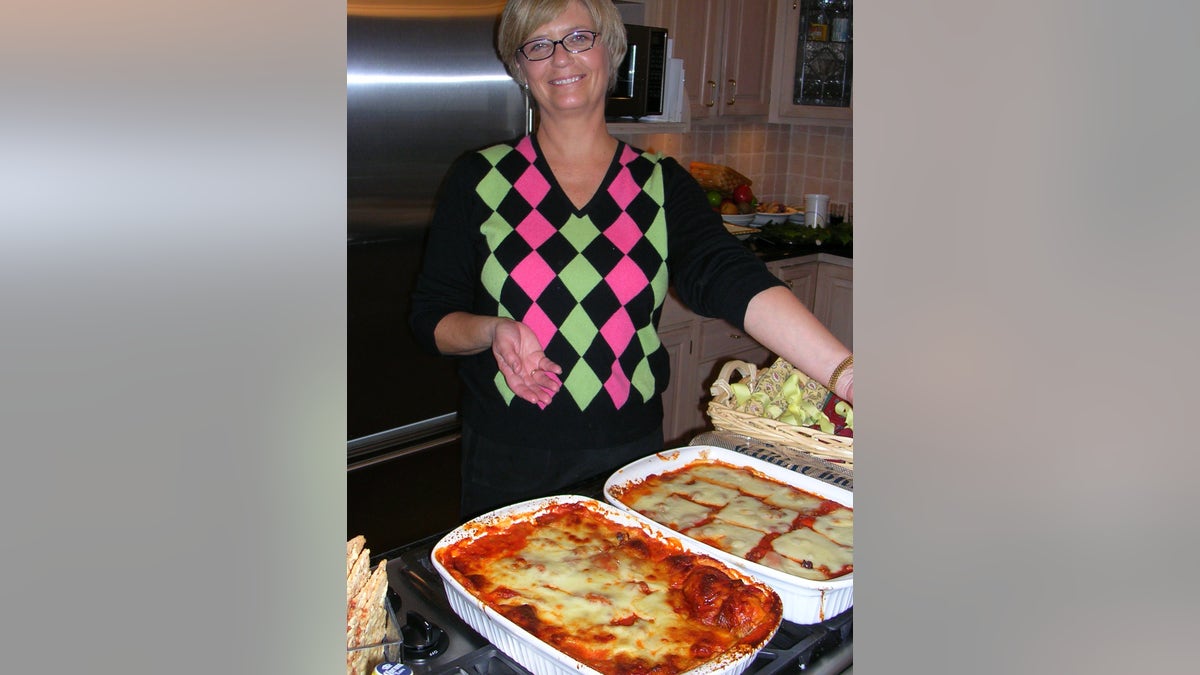 Kathy Doocy with "Engagement Lasagna"