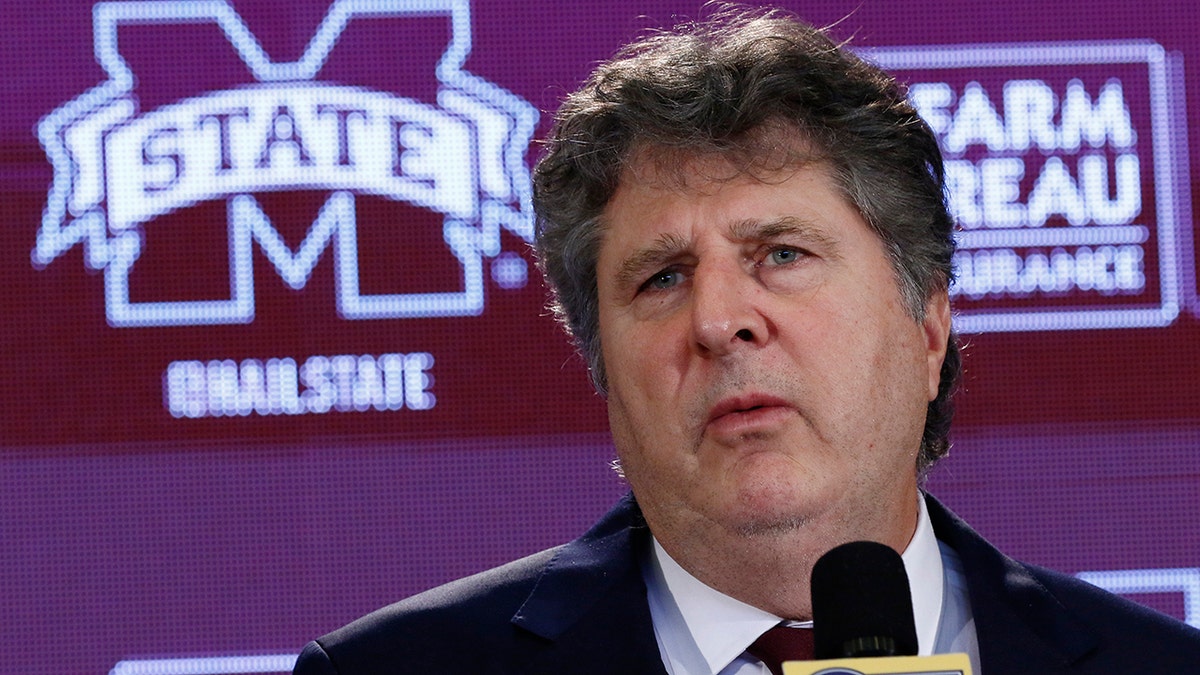 Mississippi State NCAA college football coach Mike Leach speaks at a news conference in Starkville, Miss. (AP Photo/Rogelio V. Solis, File)