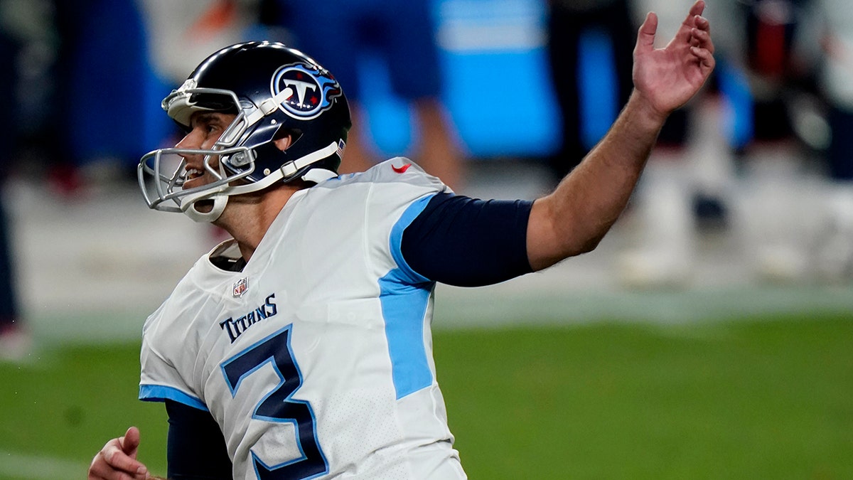 Tennessee Titans kicker Stephen Gostkowski (3) watches his field goal attempt miss the uprights during the first half of an NFL football game against the Denver Broncos, Monday, Sept. 14, 2020, in Denver. (AP Photo/David Zalubowski)