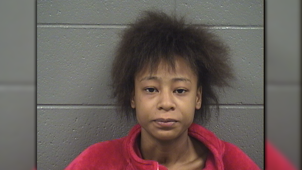 Barbara “Meeka” Clifton, 19, allegedly stabbed her cousin’s 15-year-old girlfriend, Erica Blackhawk.