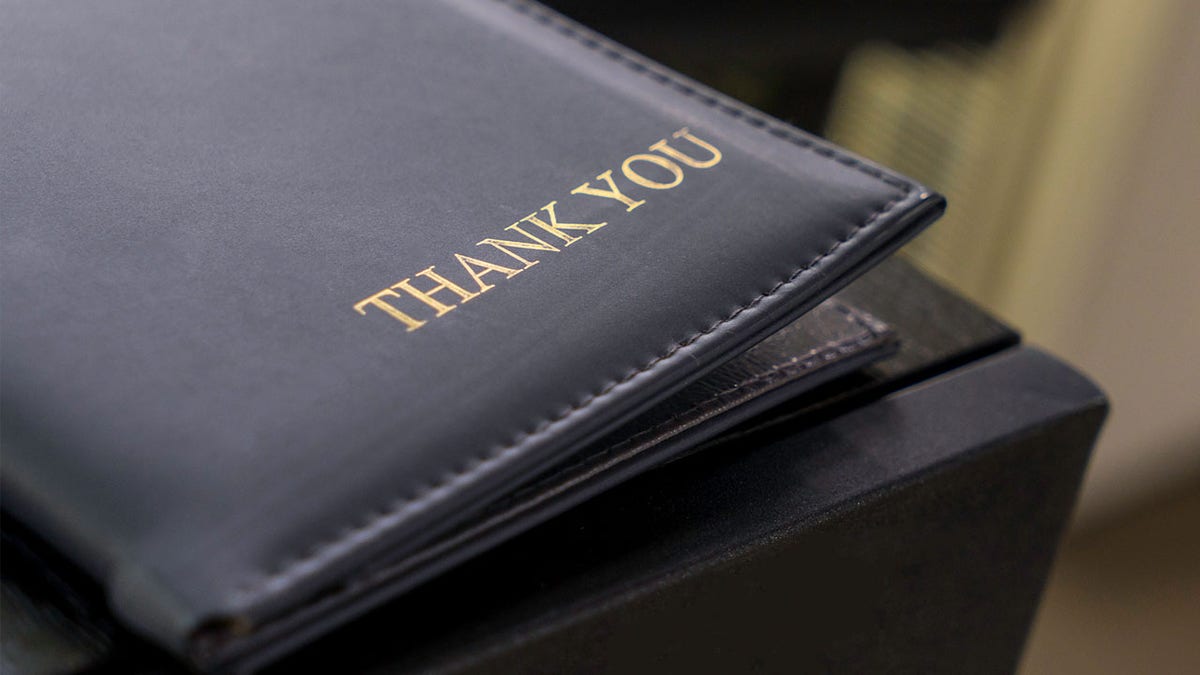 A woman in New Orleans paid it forward in a major way when she tipped a waitress $800 earlier this week.