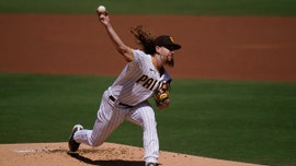 Clevinger replaced on Padres playoff roster with elbow issue