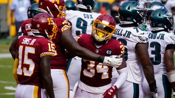 Washington gets 8 sacks, rallies for 27-17 win over Eagles