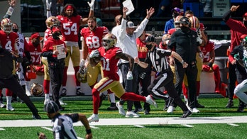 49ers blast Jets 31-13, but lose Garoppolo, Bosa, Mostert