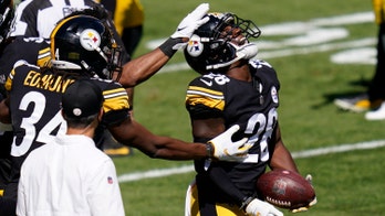 Steelers knock out Lock, hold off Driskel, Broncos 26-21