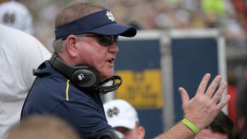 Notre Dame extends coach Brian Kelly's contract through 2024