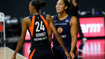 Bonner, Sun eliminate Sparks 73-58, head for semifinals