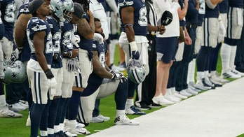 Dontari Poe becomes first Cowboys player to kneel during national anthem