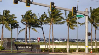 Hawaii officials intercept cult at airport, reroute group back to Colorado
