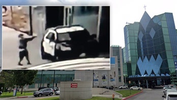 Protesters show up at LA hospital treating ambushed cops, yell 'I hope they f------ die'