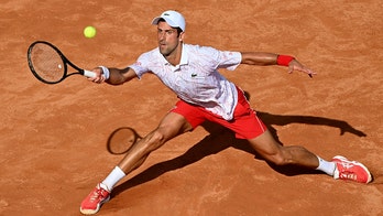 Novak Djokovic hits line judge with ball — again — in French Open, advances to quarterfinals