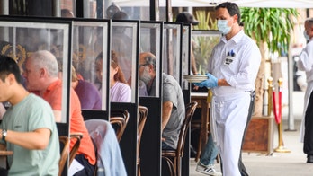 People with COVID-19 'twice as likely' to report eating at restaurants before showing symptoms, CDC study suggests