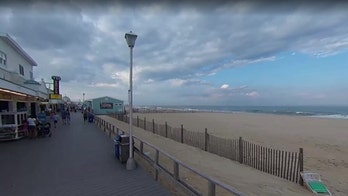 Labor Day on NJ beach turns bloody after police respond to report of two people stabbed