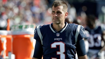 Titans agree to terms with kicker Gostkowski, waive Joseph