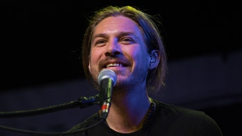 Taylor Hanson announces he's expecting baby No. 7 with wife Natalie